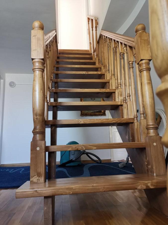 Stars Livezeni Hotel Ivanesti Екстериор снимка